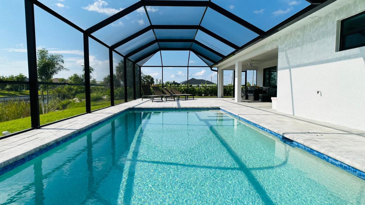 The Salt Life Get Away - Cape Coral, Florida Villa Exterior photo