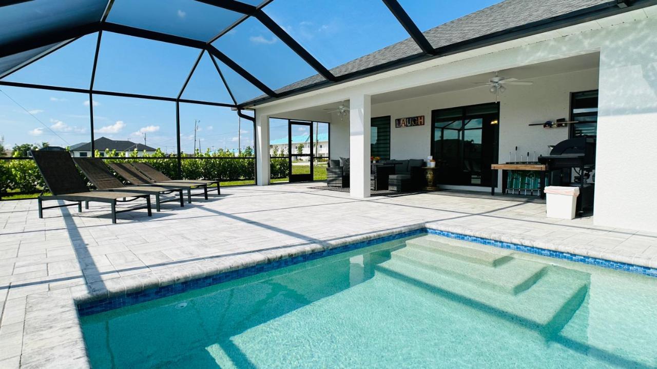 The Salt Life Get Away - Cape Coral, Florida Villa Exterior photo